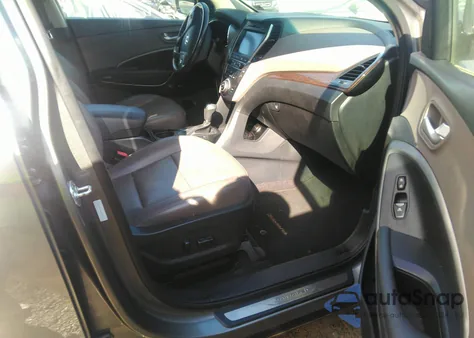 2017 Hyundai Santa Fe Sport 2.0T Ultimate z USA, uszkodzony, nr VIN 5XYZW4LA8HG496933